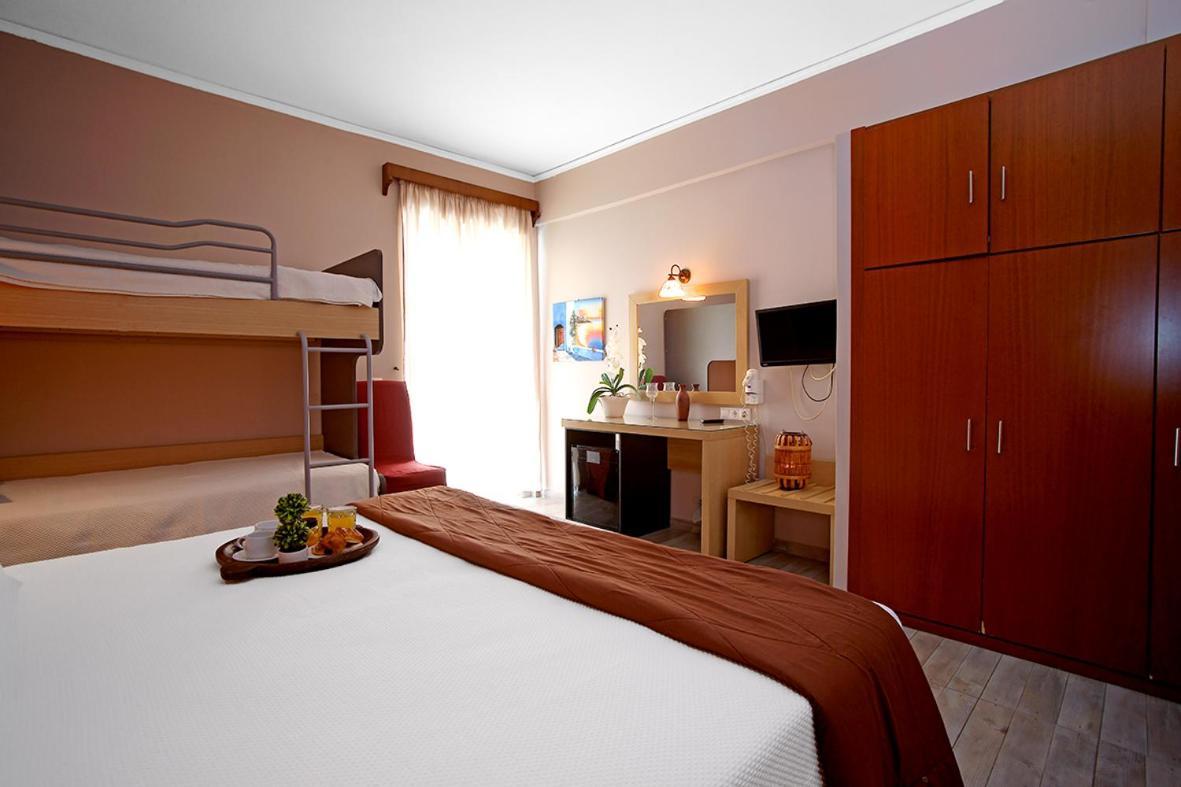 Kyparissia Beach Hotel Zewnętrze zdjęcie